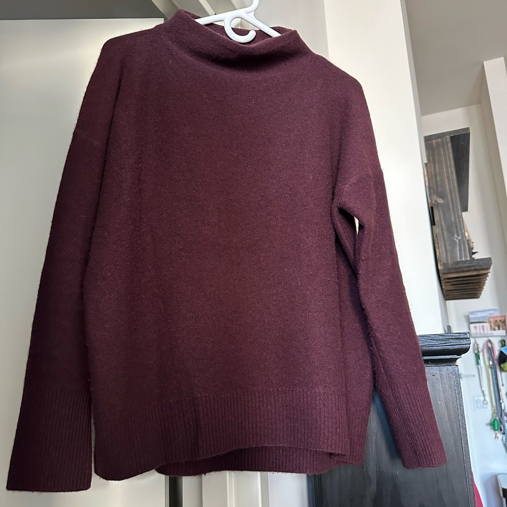 Vince Cashmere Burgundy Mockneck Sweater